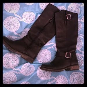 Steve Madden black leather boots